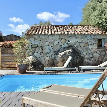 Jolie Bergerie Avec Piscine Chauffee A 1 Km De Santa Giulia