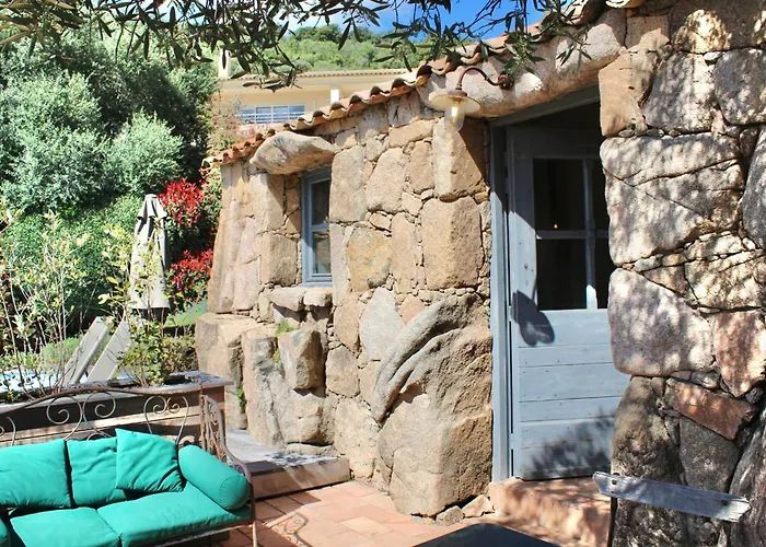 Casa Palombaggia Di Porto-vecchio * Porto-Vecchio (Corsica)